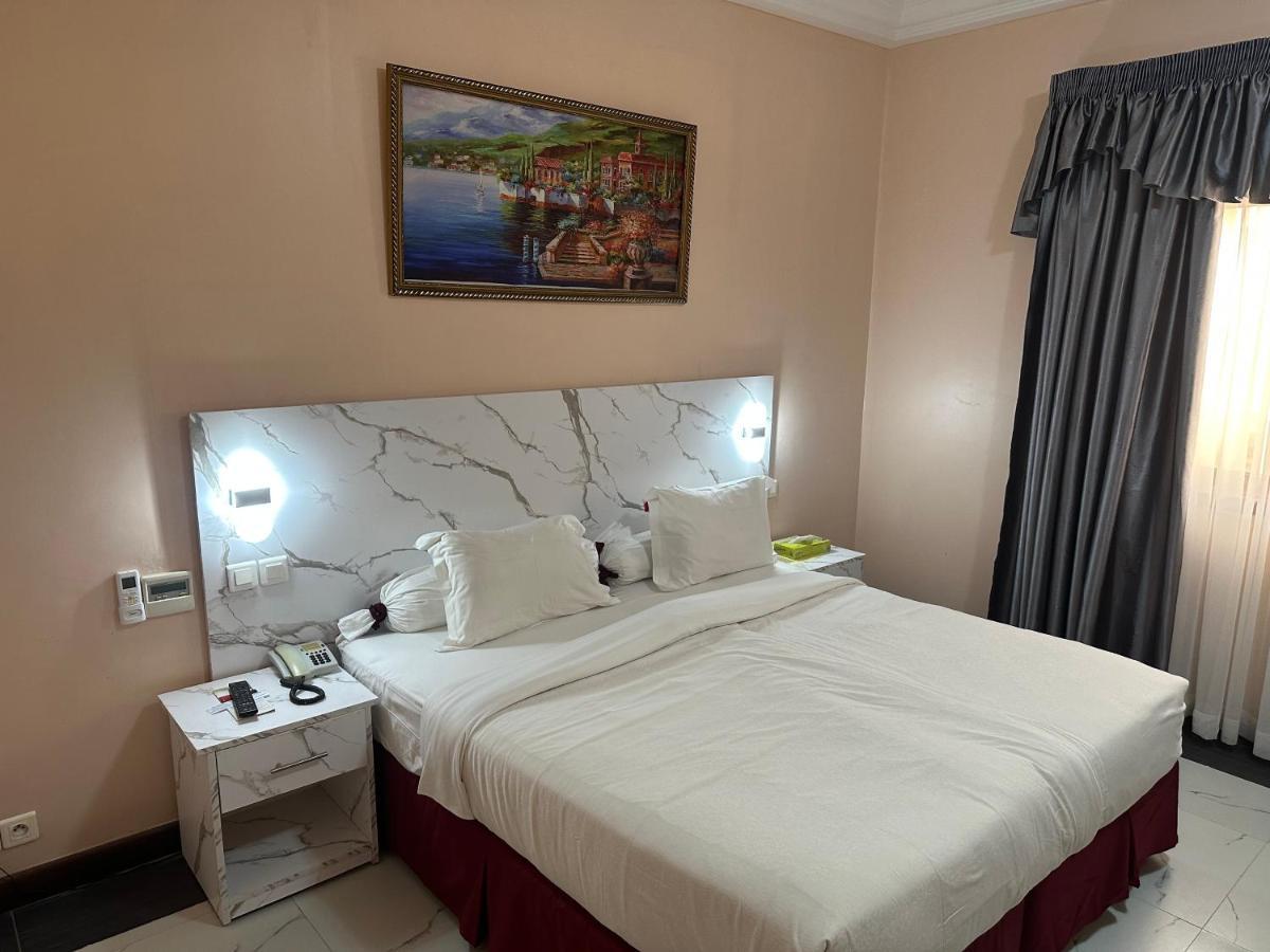 Hotel Fleur De Lys Almadies Dakar Eksteriør bilde